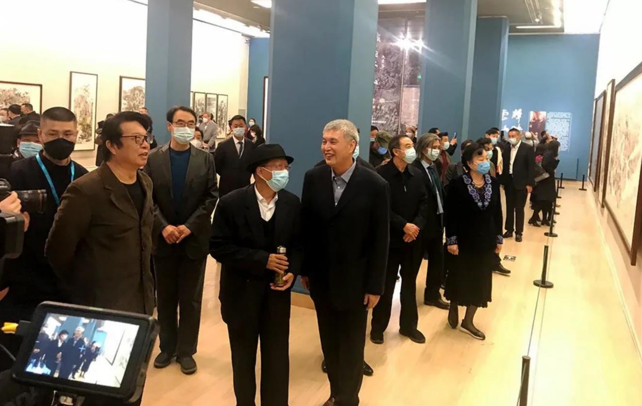雅昌快讯 | 辉映云山——申世辉山水作品展在中国美术馆开幕